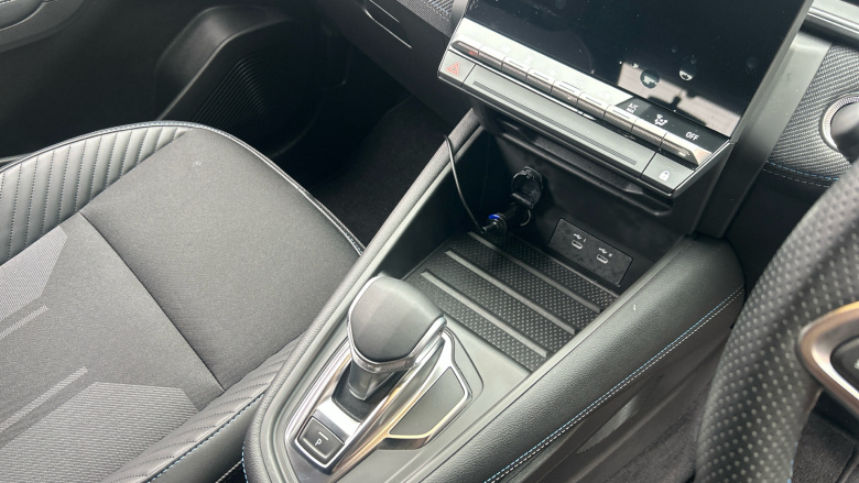 Renault Captur 1.6 E-Tech Full Hybrid 145 Esprit Alpine 5dr Auto Hybrid Hatchback